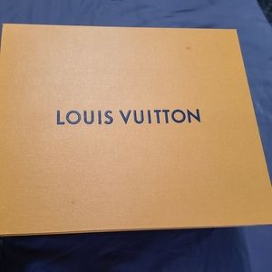 Lv gift box
